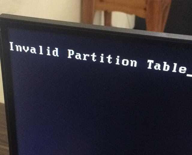 Windows系统启动时出现Invalid Partition Table错误怎么办？,老王弱电