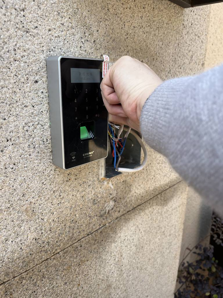 图片[3],新建城别墅原有物业可视对讲门禁改指纹刷卡门禁机高优COUNS指纹门禁机设置及使用方法,老王弱电